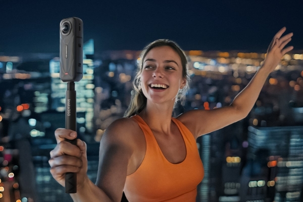 Insta360 X5 akční kamera, 8K 360° video, triple AI čip, vodotěsnost do 15 m, 6osá stabilizace, 2400 mAh baterie