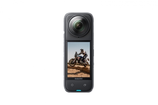 Insta360 X4 BMW limitovaná edice akční kamera, 8K / 30 fps, 4K/ až 100 fps, 6osý gyroskop, 360° záběr, Active HDR