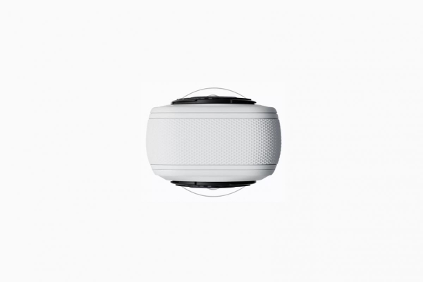 Insta360 X5 akční kamera, bílá, 8K 360° video, triple AI čip, vodotěsnost do 15 m, 6osá stabilizace, 2400 mAh baterie