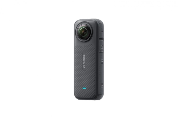 Insta360 X4 akční kamera, 8K / 30 fps, 4K/ až 100 fps, 6osý gyroskop, 360° záběr, Active HDR, vodotěsná