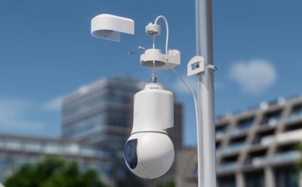 UBNT G6 PTZ, bílá