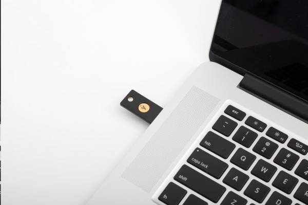 YubiKey 5 NFC FIPS - USB-A