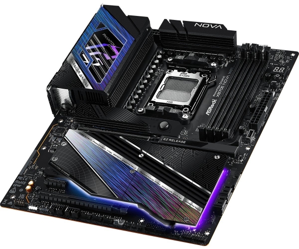 MB Asrock X870E NOVA WIFI /AM5/4xDDR5/M.2/W7+BT5.4/HDMI/USB4/ATX