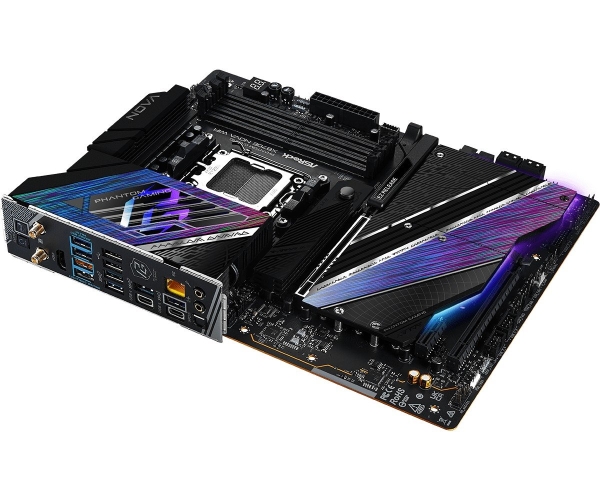 MB Asrock X870E NOVA WIFI /AM5/4xDDR5/M.2/W7+BT5.4/HDMI/USB4/ATX
