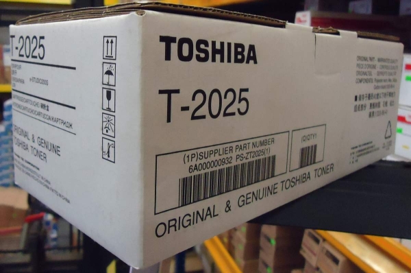 Toner TOSHIBA T-FC425EK, 6AJ00000236 černý (39 800 stran)