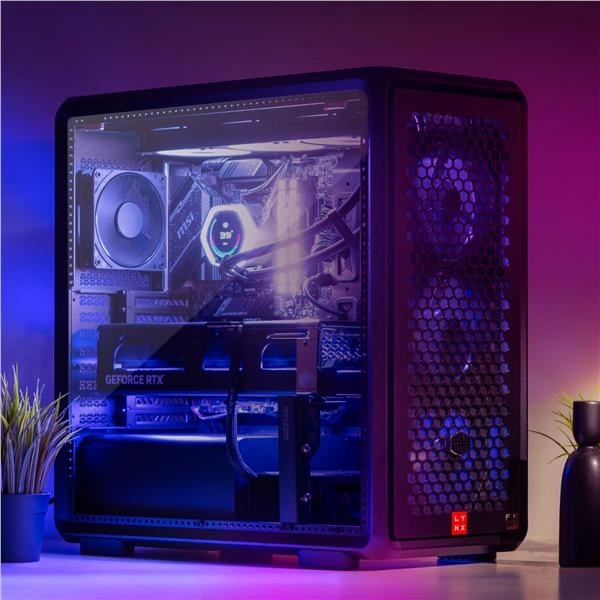 LYNX Challenger Ryzen 7 7800X3D 32GB 2TB SSD NVMe RTX 5080 16G W11 Home