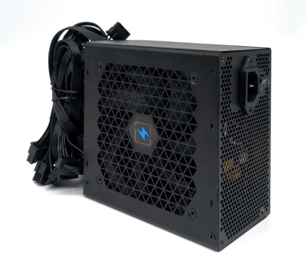 1stCOOL RAINBOW 4, skrinka ATX, zdroj 650W 88+, 4x RGB ventilátor, USB3, čierna