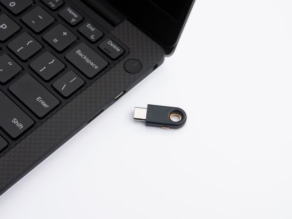 YubiKey 5C FIPS - USB-C