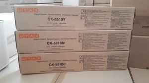 Toner Utax 1T02R4AUT0 žlutý